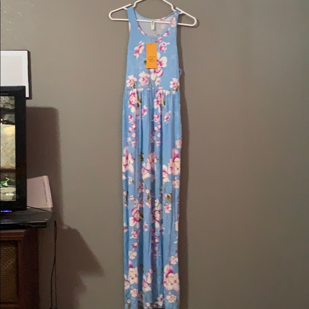 Summer dress size large.